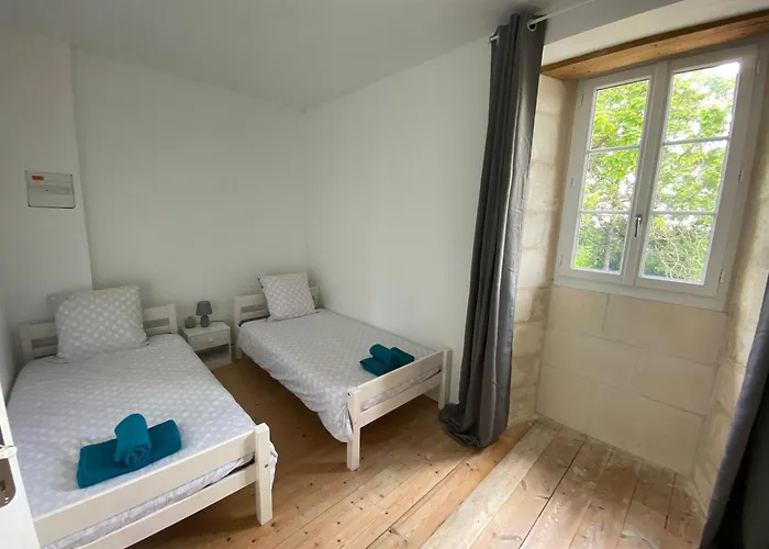 Сasa de vacaciones La Chauviniere 1